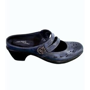 Easy Street Columbus Denim Slides NEW sz 8M